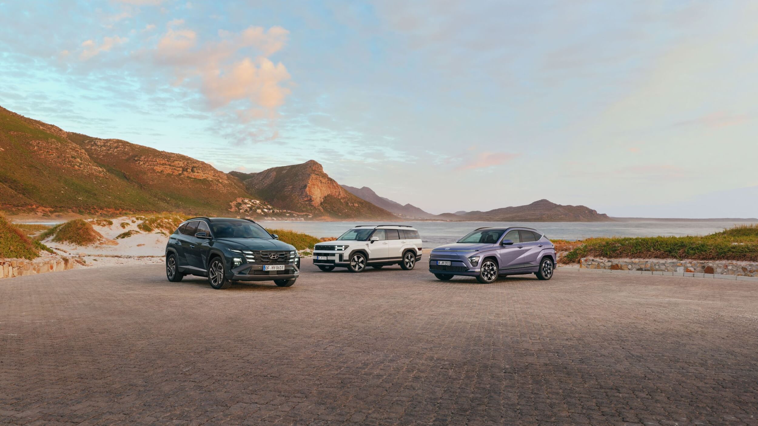 18b_HME_eSUV_2-0_Range_PHEV_SANTAFE_KONA_low_res_srgb copy